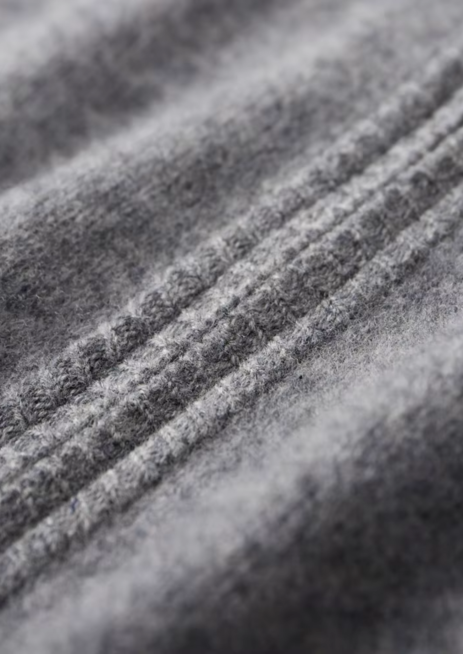 PURE EXTRA-FINE MERINO WOOL TWO TONE SET