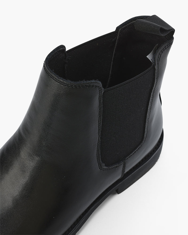 Lunaverdei Chelsea Boots